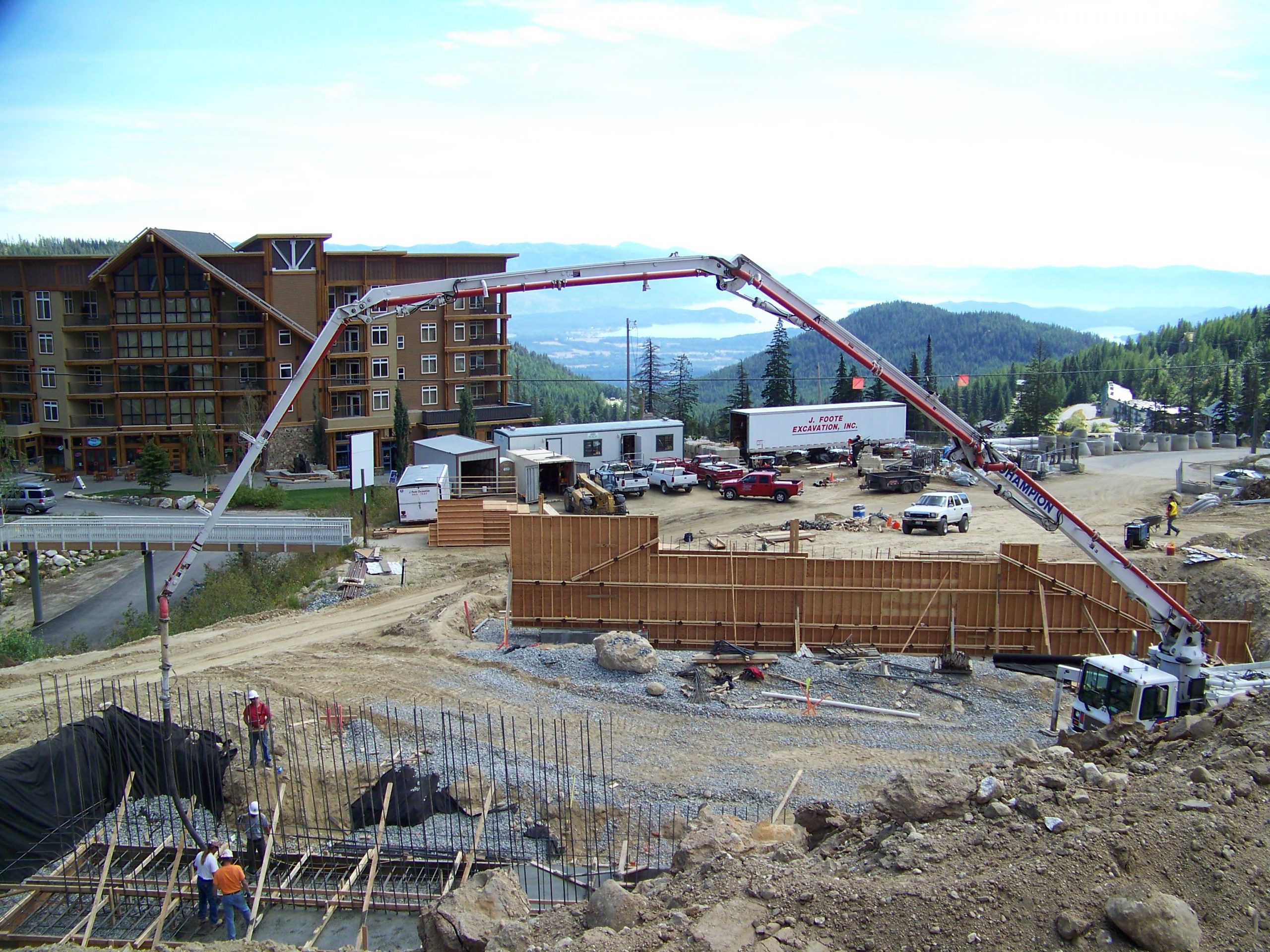 Conveyor Trucks